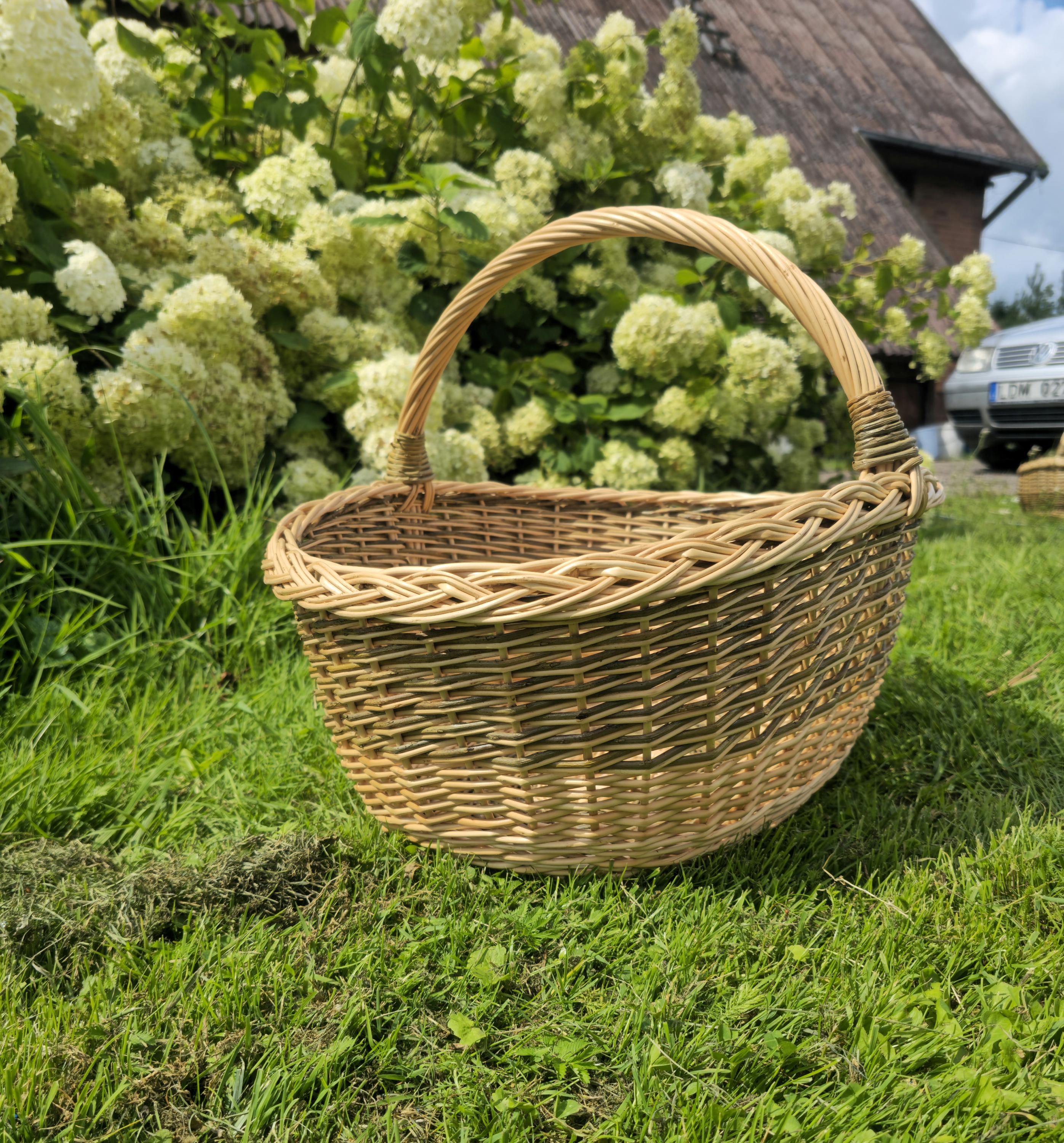 Large Wicker Basket with Sturdy Handle - Large Handmade Decorative Storage