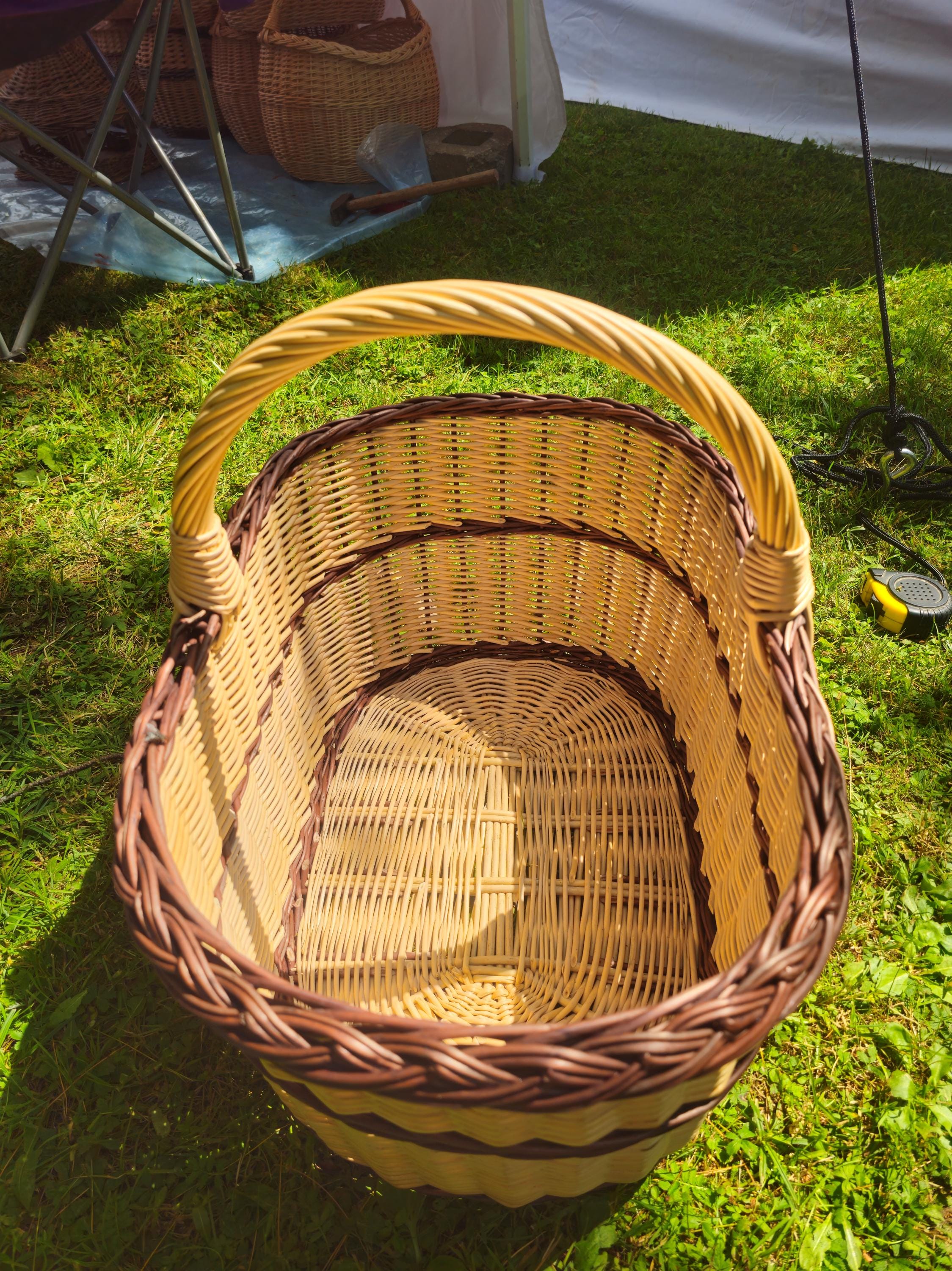 Large Rustic Decorative Wicker Basket - Handwoven Farmhouse Storage - Cottagecore Natural Home Decor
