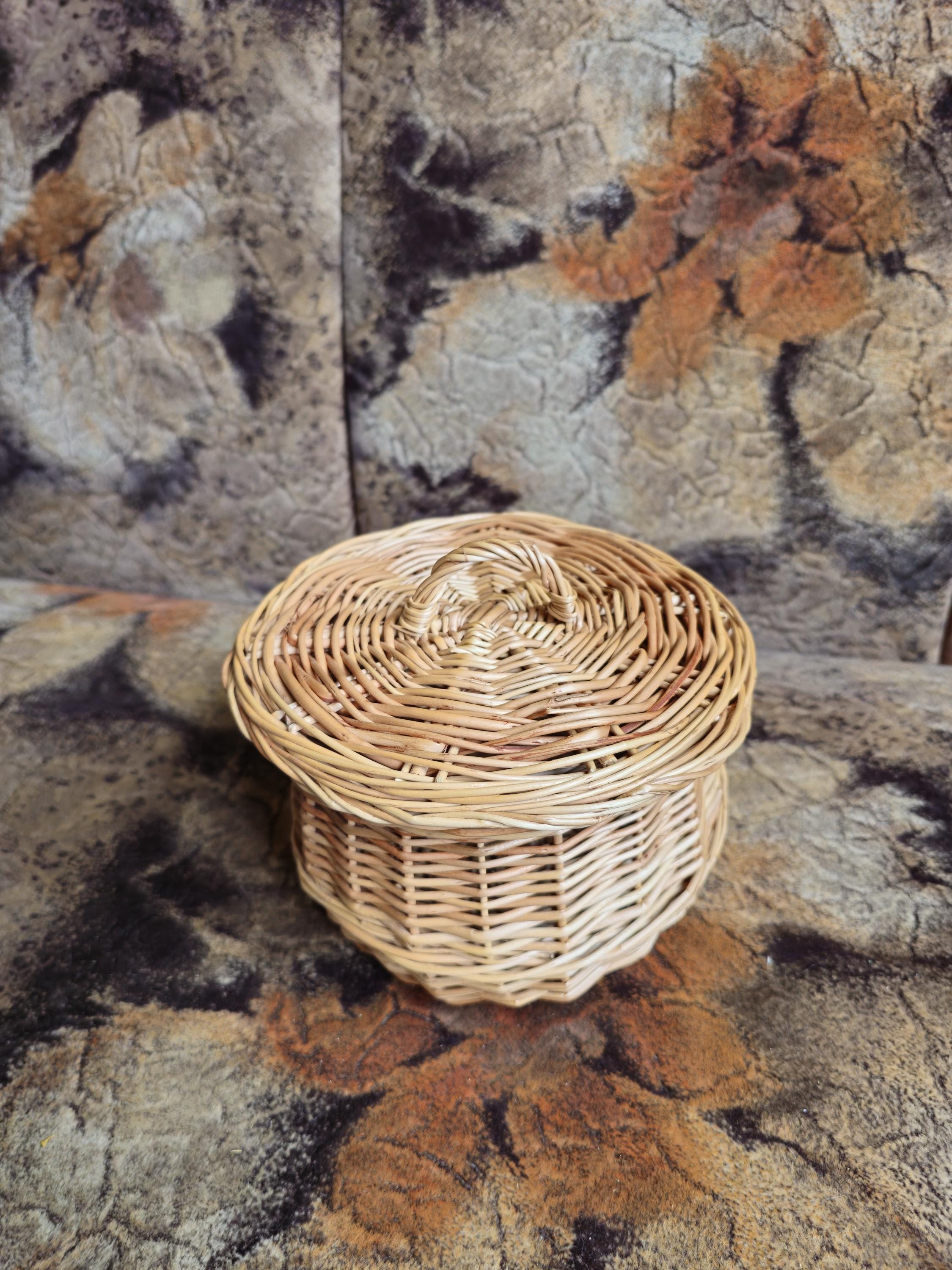 Handwoven Willow Basket Jar with Lid: Rustic Kitchen &amp; Home Decor