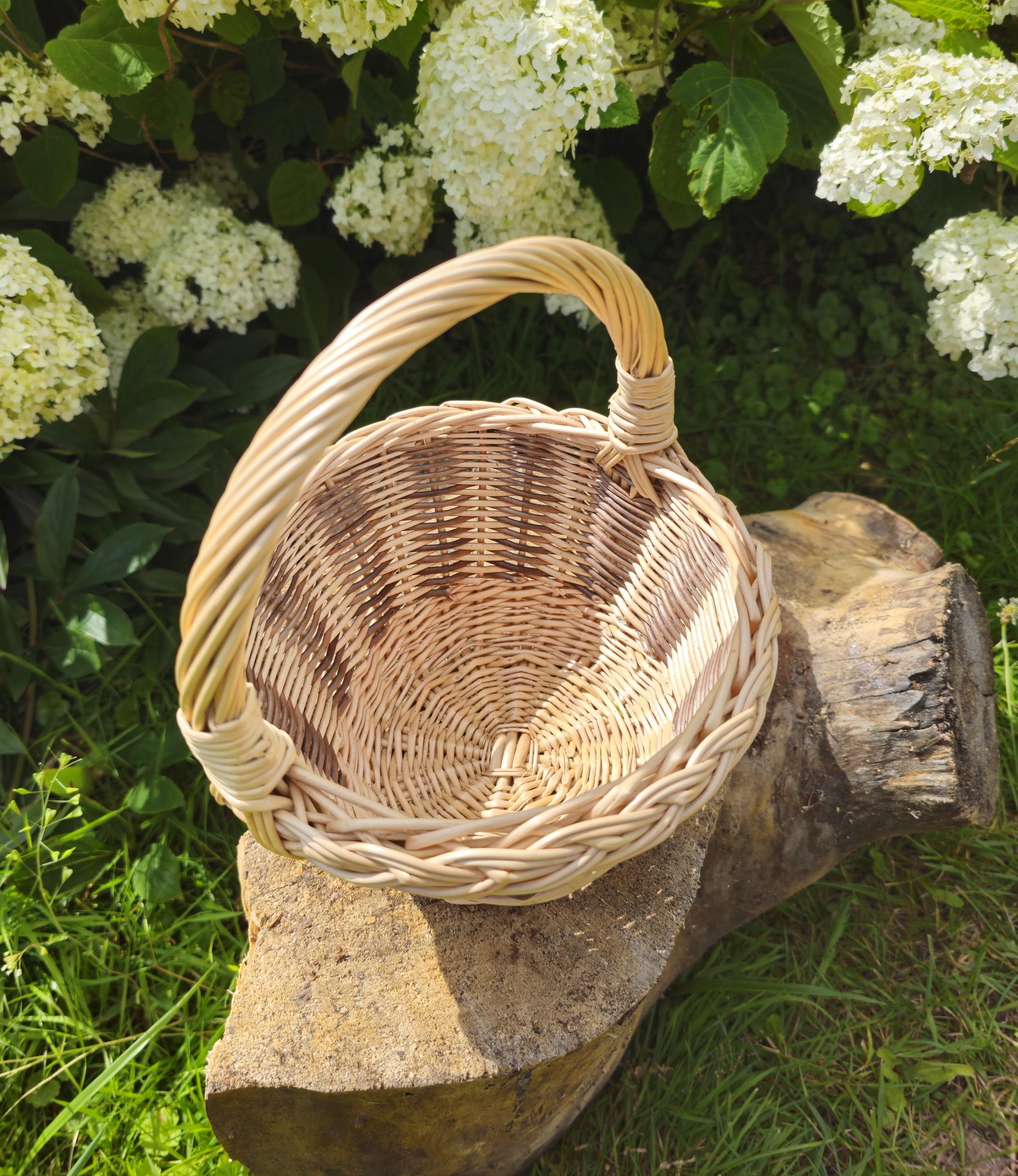 Small Rustic Decorative Wicker Basket - Mini Handwoven Farmhouse Storage - Cottagecore Natural Decor