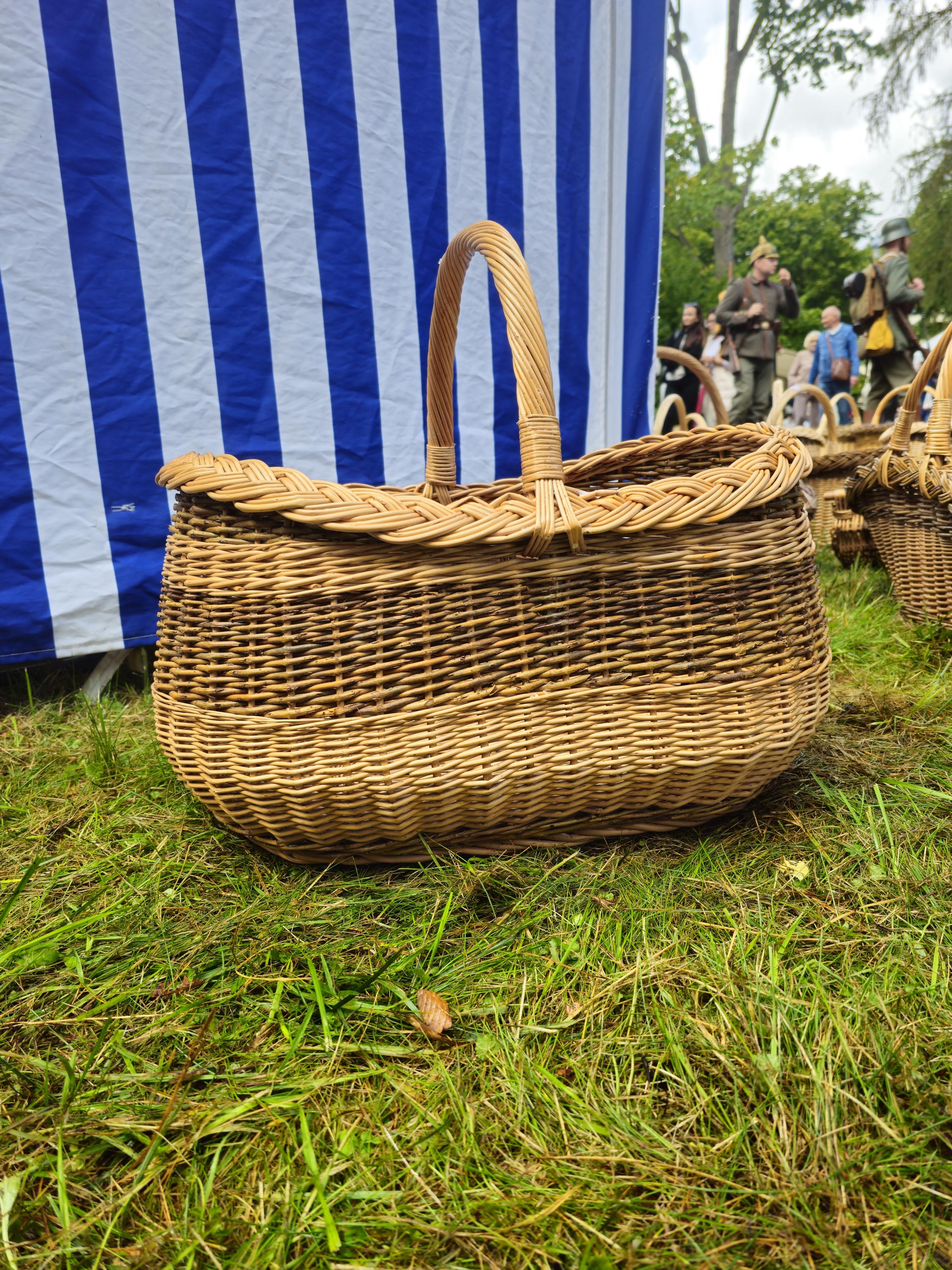 Braided Rim Large Wicker Gathering Basket - Rustic Handwoven Willow Foraging Basket