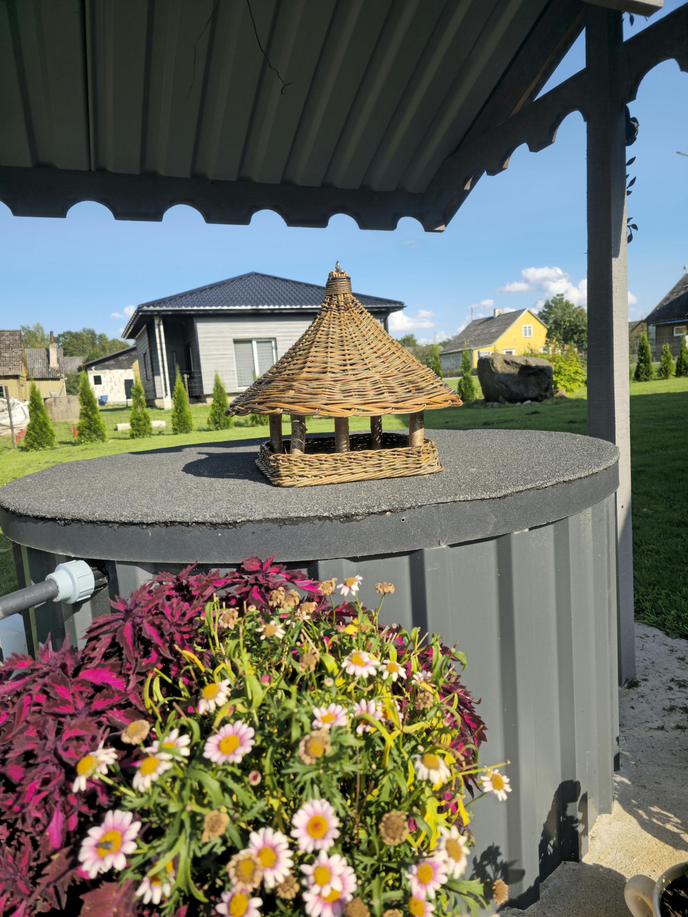 Handwoven Wicker Bird Feeder: Rustic Garden Decor, Handmade in Lithuania