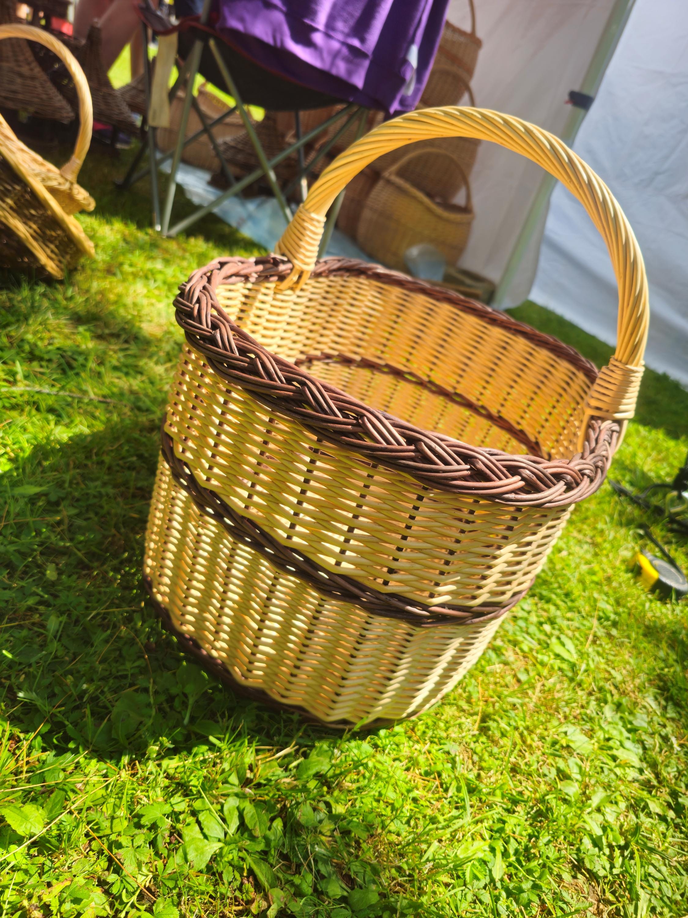 Large Rustic Decorative Wicker Basket - Handwoven Farmhouse Storage - Cottagecore Natural Home Decor