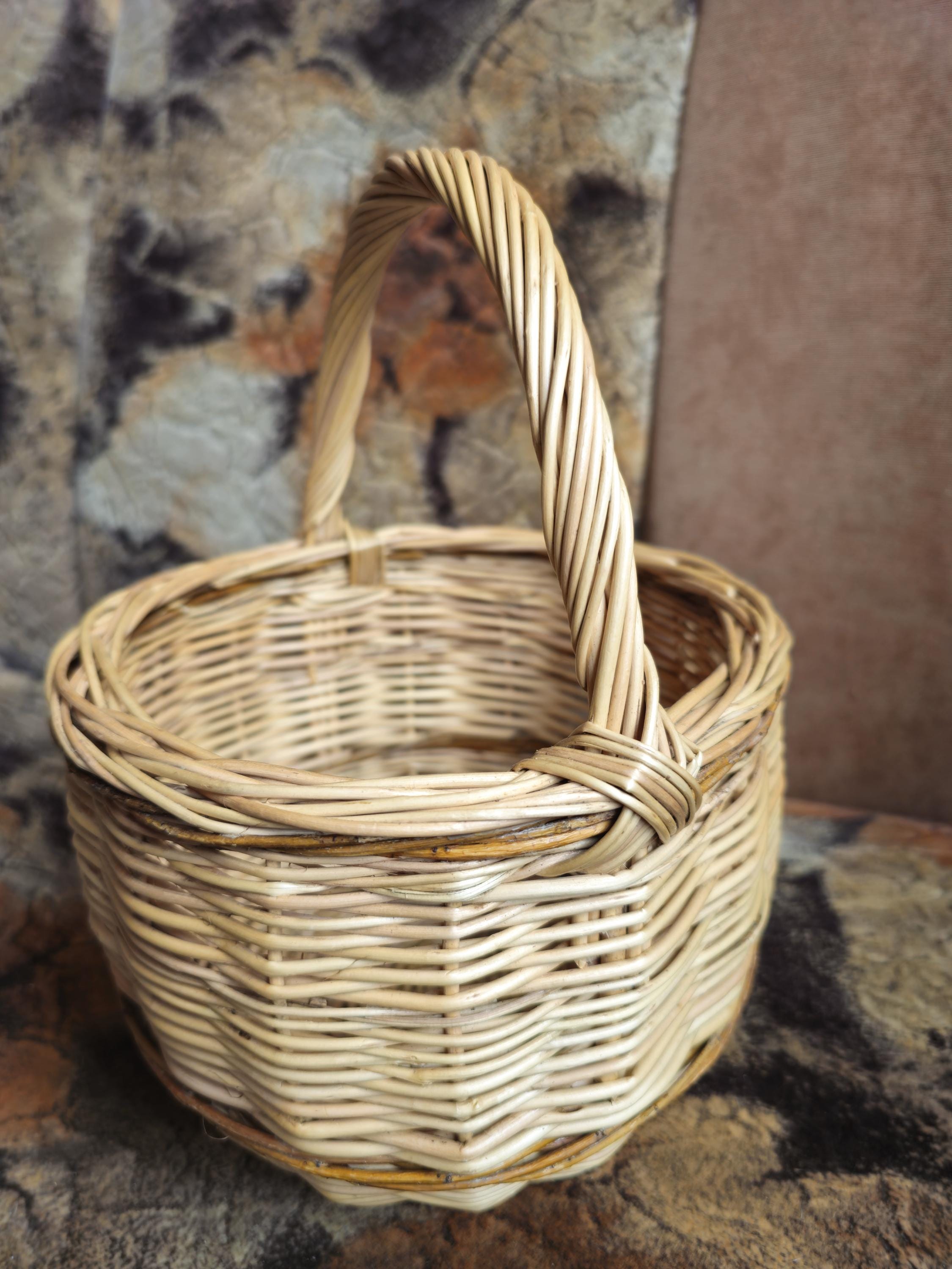 Handmade Willow Wicker Basket with Handle: Rustic Foraging &amp; Home Decor