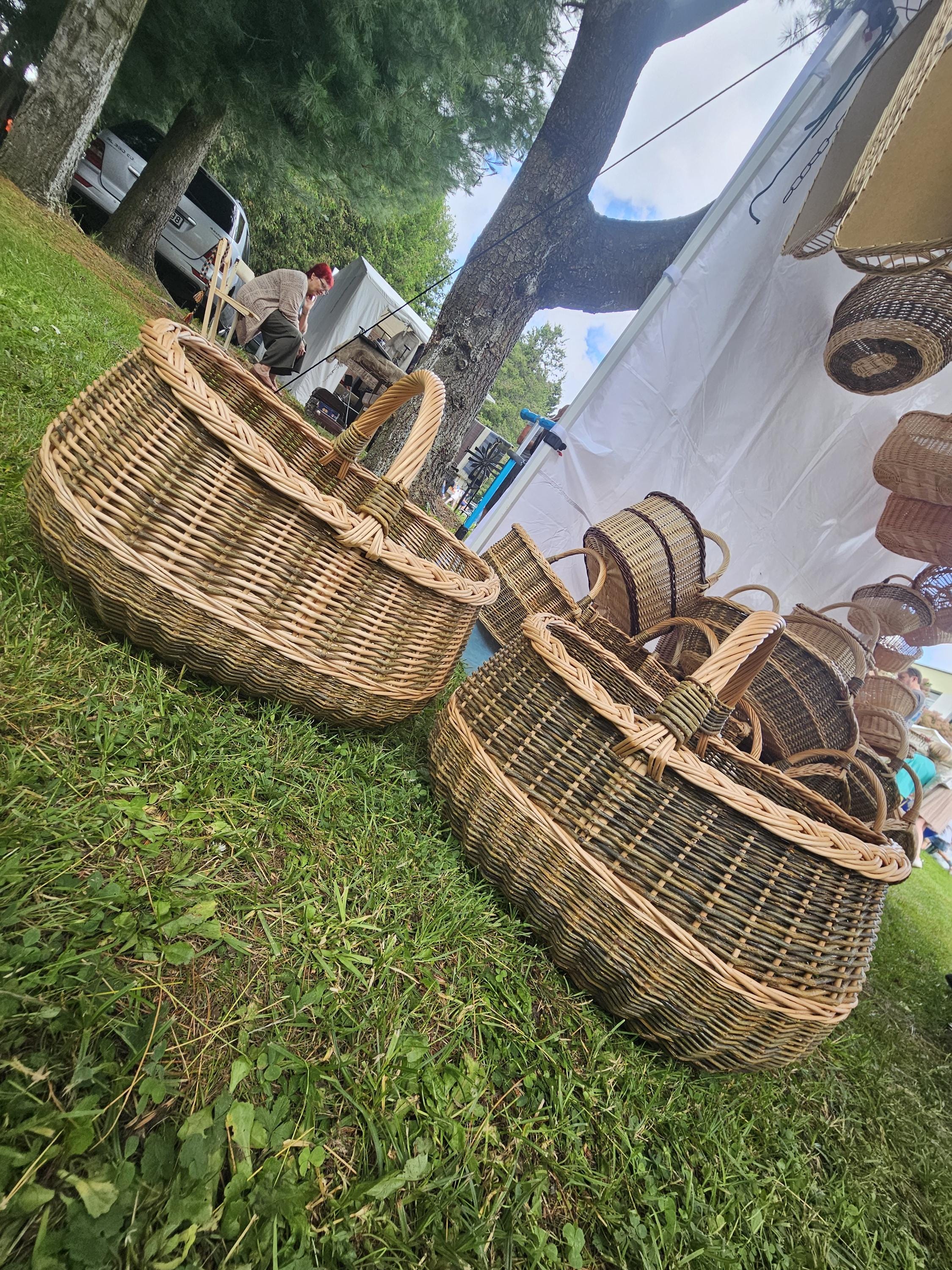 Extra Large Handwoven Wicker Basket: Rustic Blanket &amp; Pillow Storage