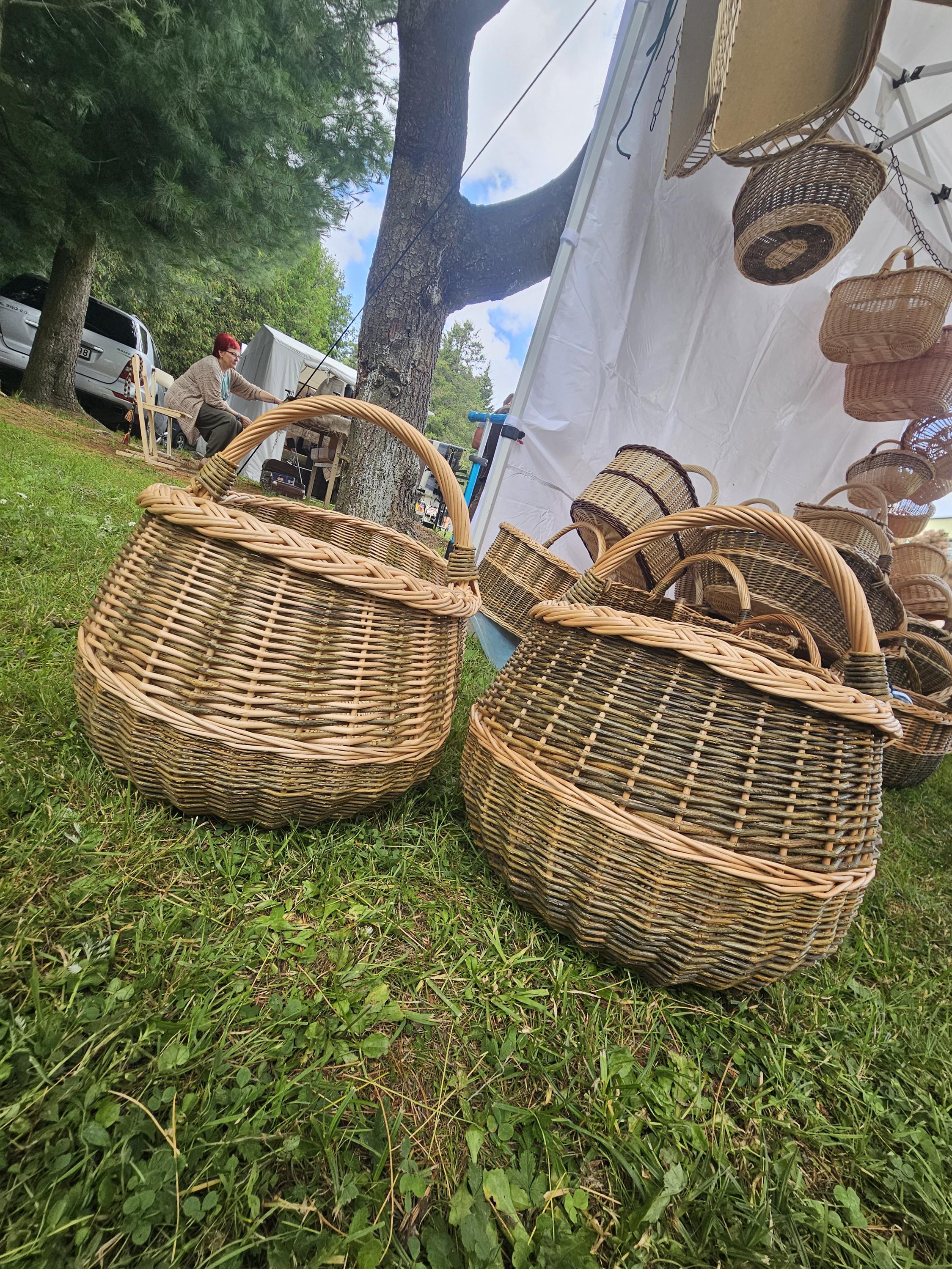 Extra Large Handwoven Wicker Basket: Rustic Blanket &amp; Pillow Storage