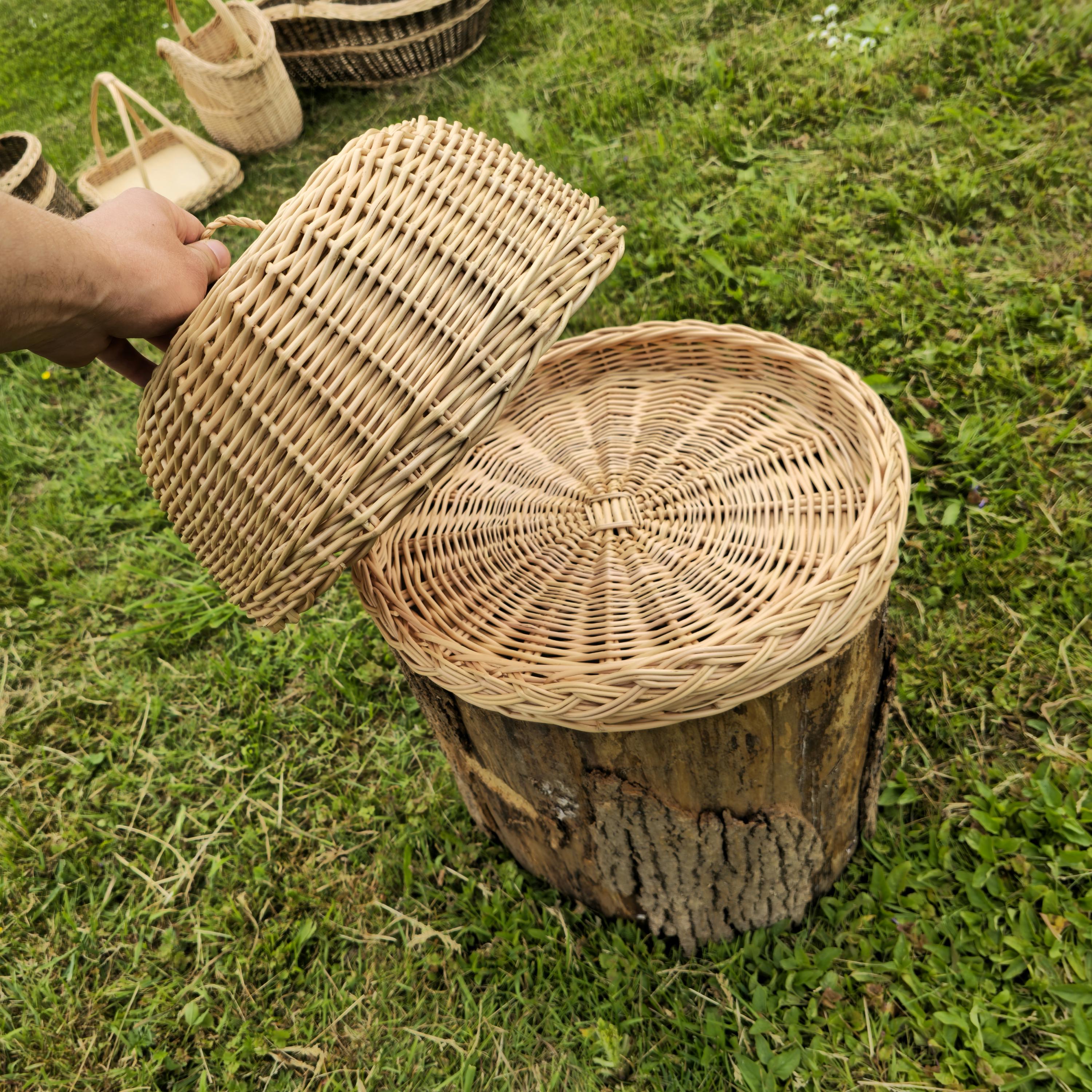 Handmade Willow Food Cover Set: Rustic Kitchen Cloche &amp; Tray