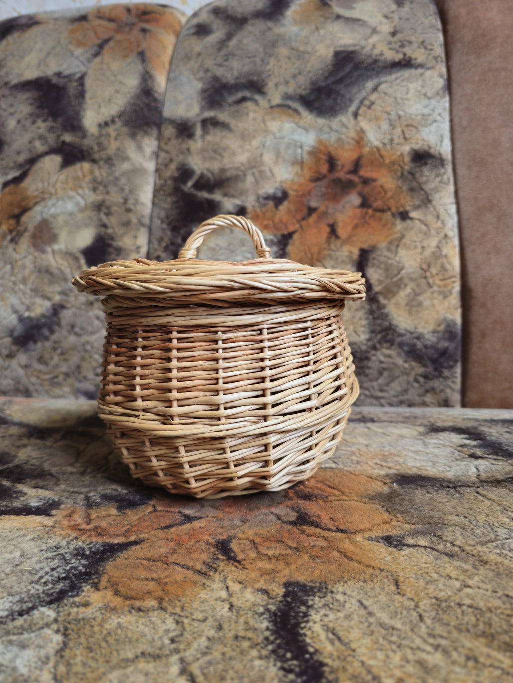 Handwoven Willow Basket Jar with Lid: Rustic Kitchen &amp; Home Decor