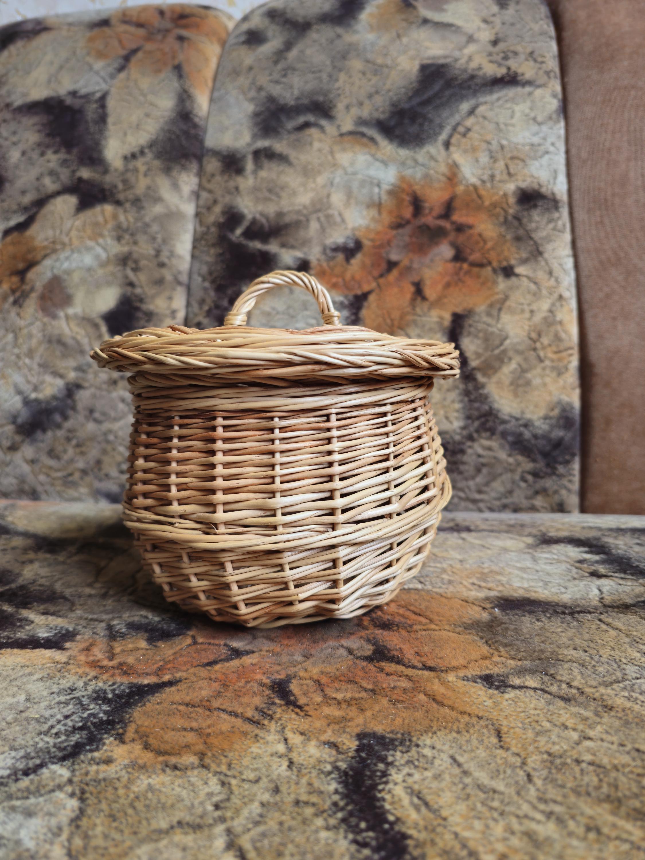 Handwoven Willow Basket Jar with Lid: Rustic Kitchen &amp; Home Decor