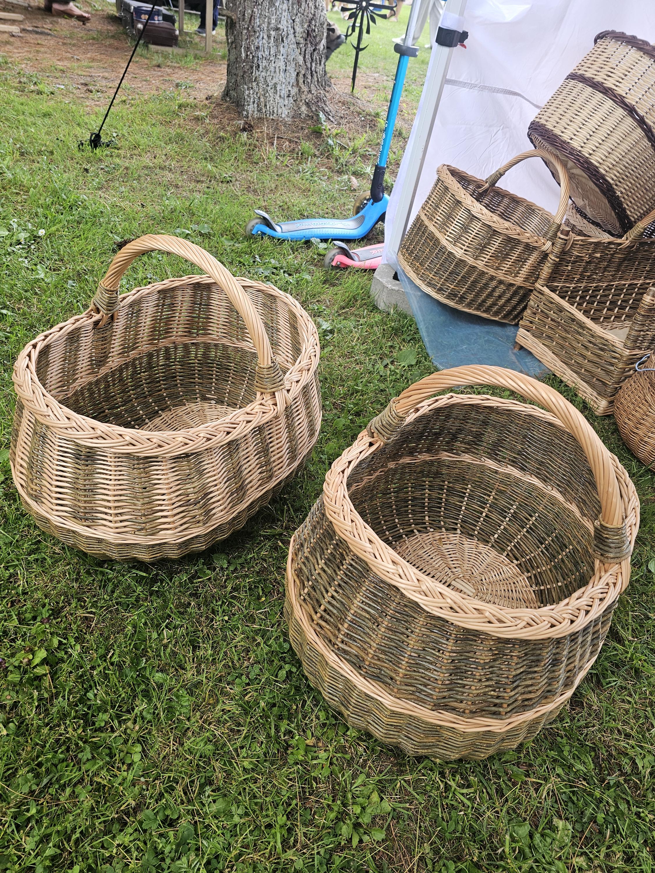 Extra Large Handwoven Wicker Basket: Rustic Blanket &amp; Pillow Storage