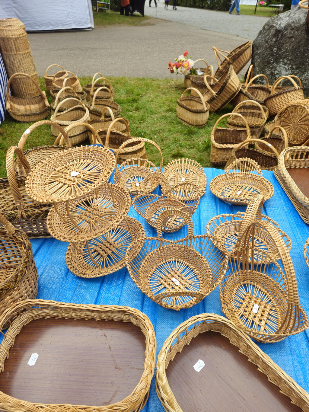 Oval Woven Wicker Tray - Natural Decorative Handcrafted Piece