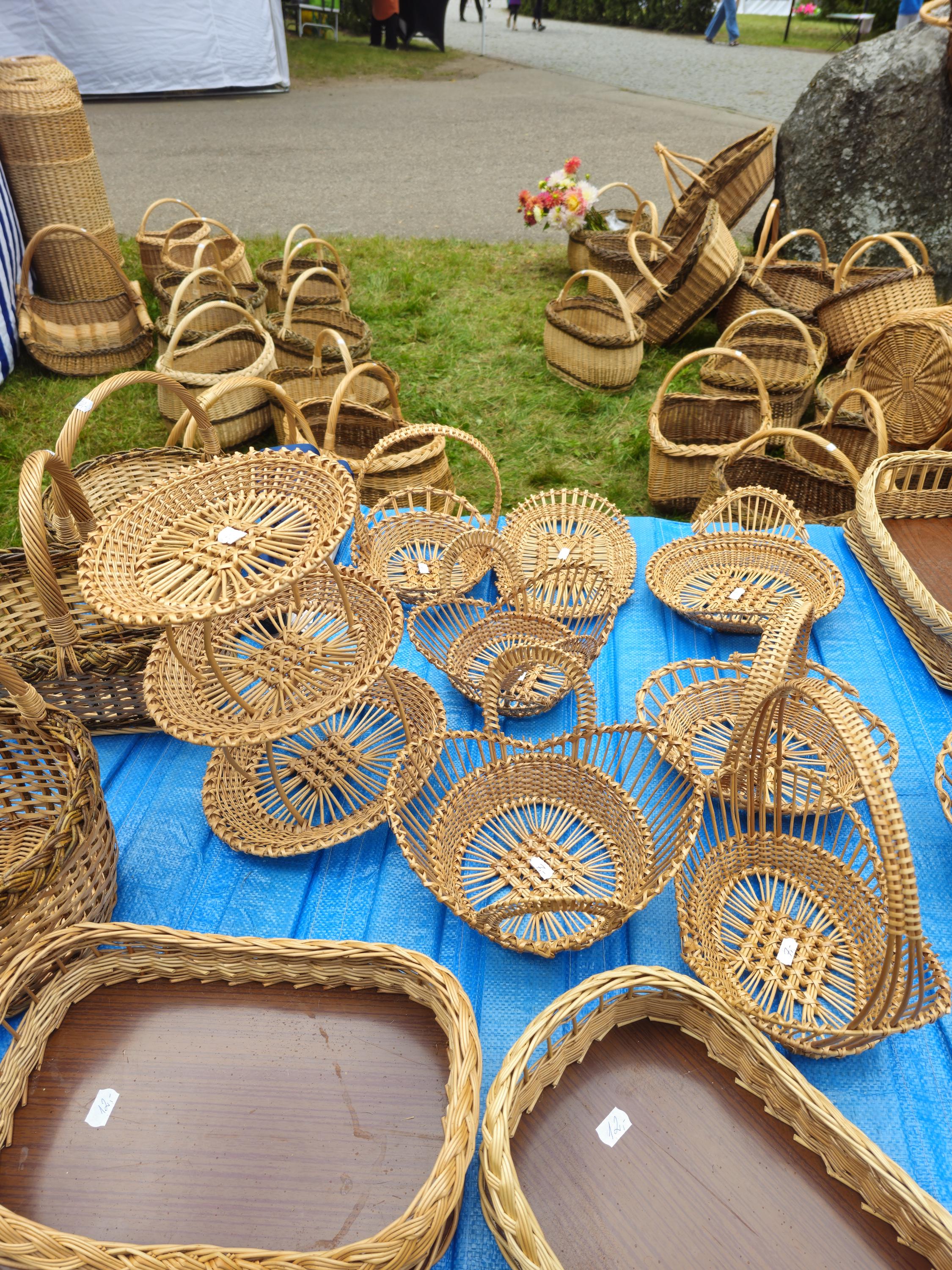 Oval Woven Wicker Tray - Natural Decorative Handcrafted Piece
