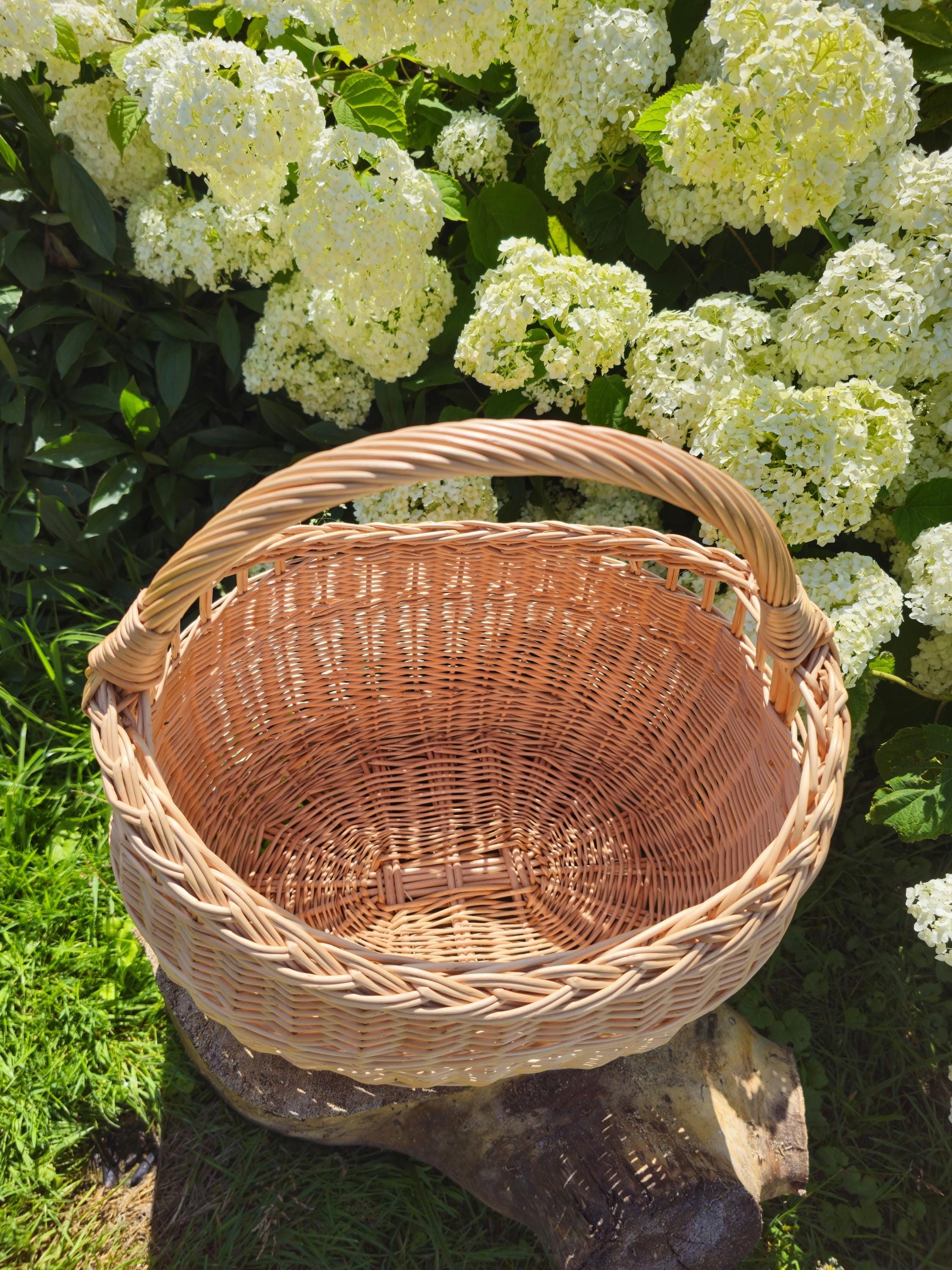 Rustic Decorative Wicker Basket - Handwoven Natural Storage - Farmhouse Cottagecore Home Decor