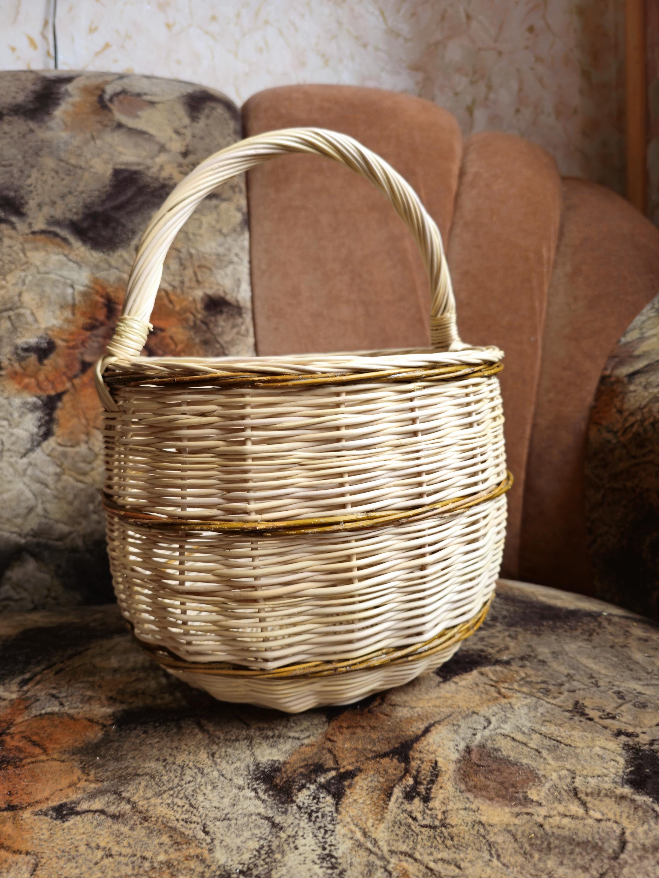 Rustic Handwoven Wicker Basket - Traditional Gathering Basket